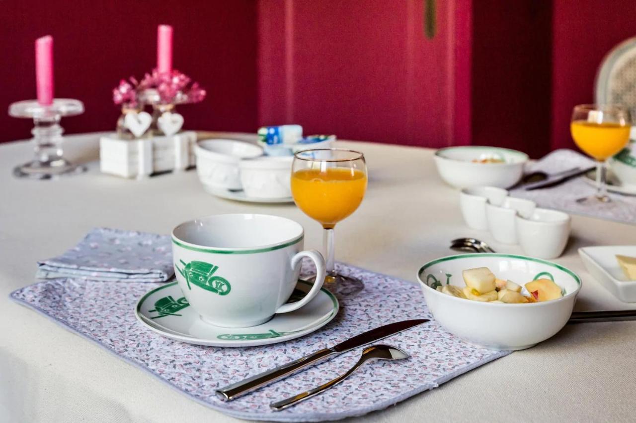 Bed and Breakfast Les Glycines Croix Exteriér fotografie