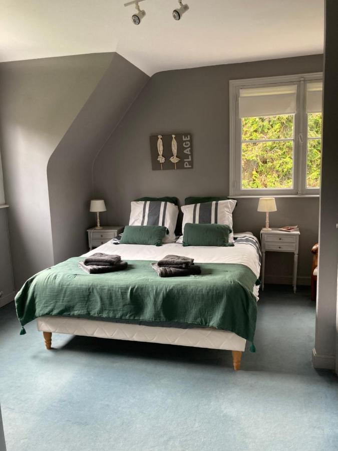 Bed and Breakfast Les Glycines Croix Exteriér fotografie