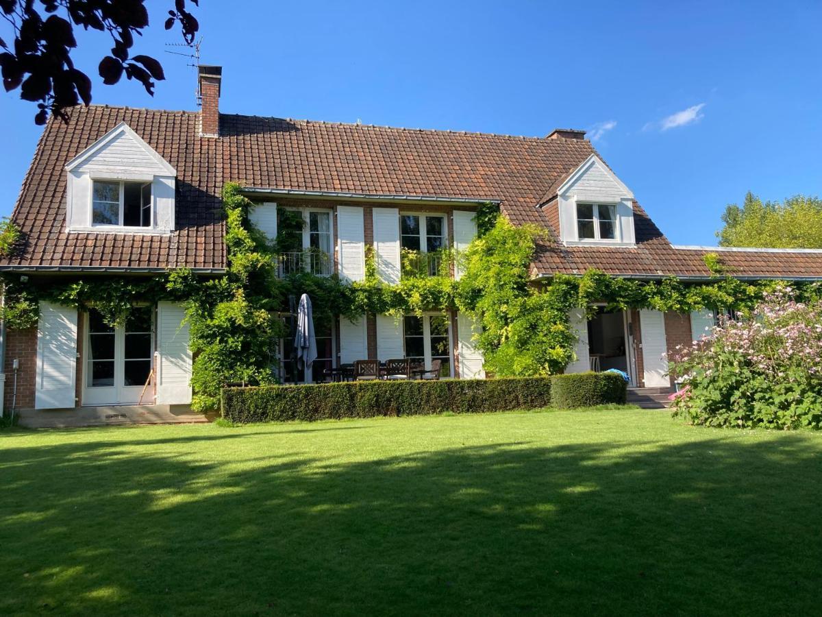 Bed and Breakfast Les Glycines Croix Exteriér fotografie